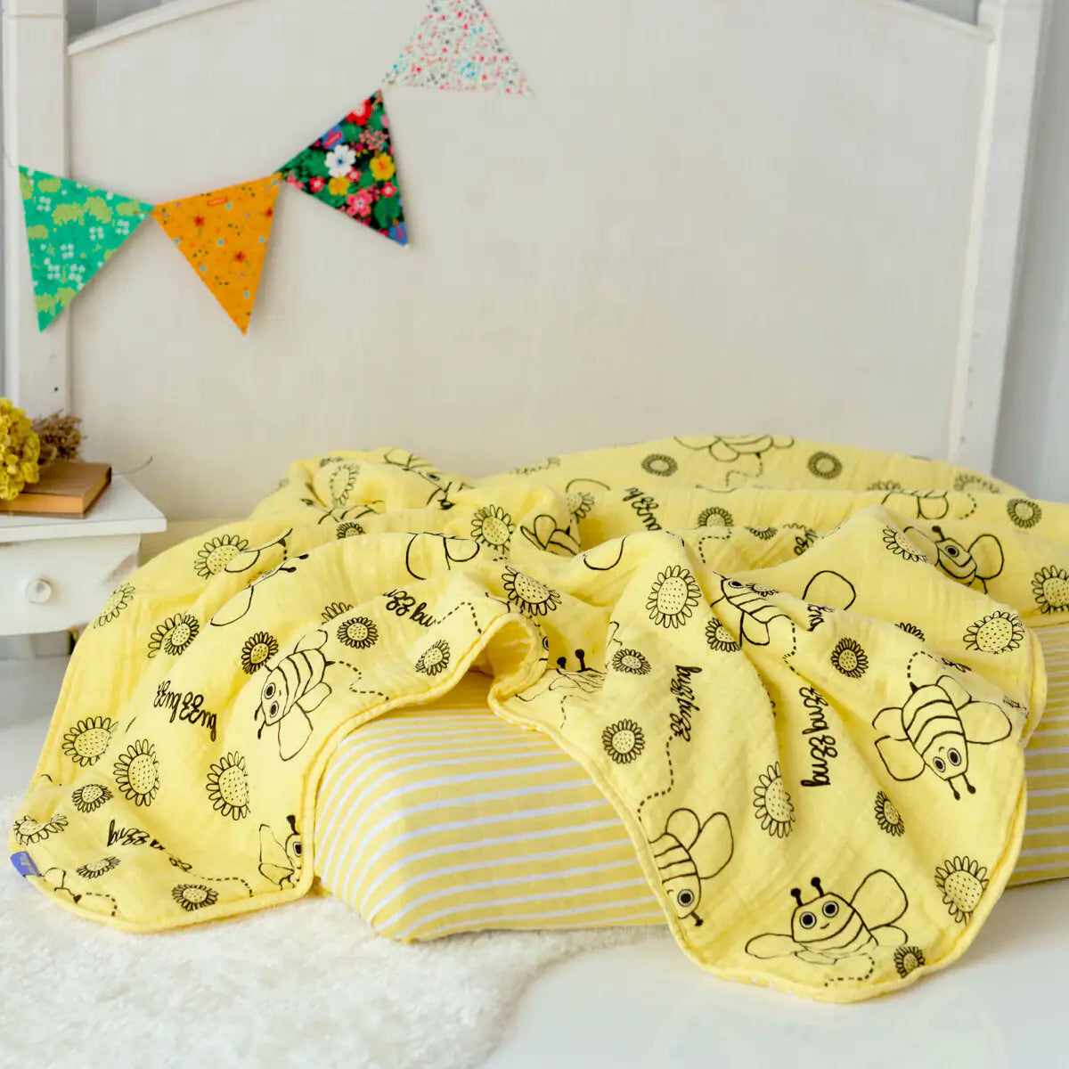 Buzzy Bee Baby Muslin Fiber Filled Blanket